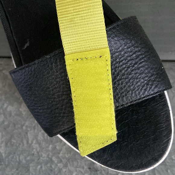 NEW SOREL KINETIC IMPACT SANDAL - Picture 7 of 7